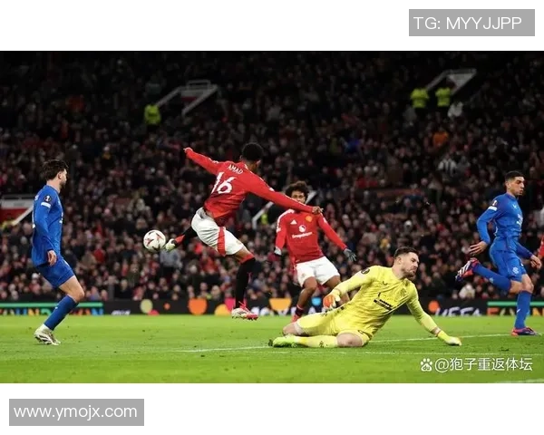 欧联杯精彩对决曼联大胜利物浦乌龙球成焦点瞬间引发全场狂欢