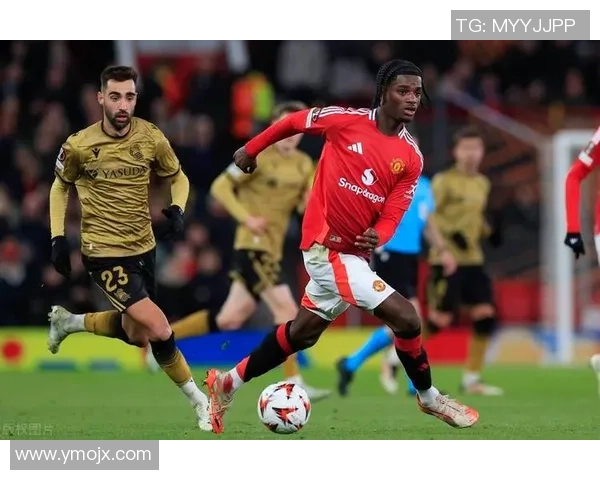 欧联杯精彩对决曼联4-0大胜切尔西帽子戏法引爆全场激情