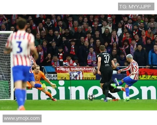 足总杯惊现冷门拜仁以1-0小胜里昂引发全场热议 足总杯惊现冷门拜仁以1-0小胜里昂引发全场热议