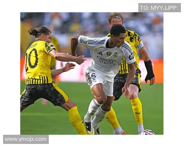 欧冠激战：本菲卡3-0热刺红牌事件引发全场热议与战术分析