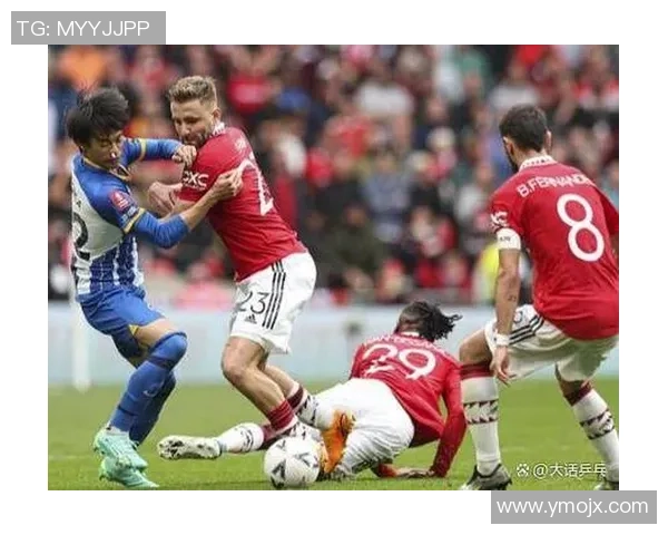 意甲赛场惊现冷门里昂大胜曼联引发全场震动与热议